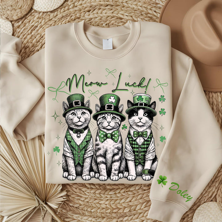 St. Patrick’s Day Cats Mom Retro Shamrock  Sweatshirt