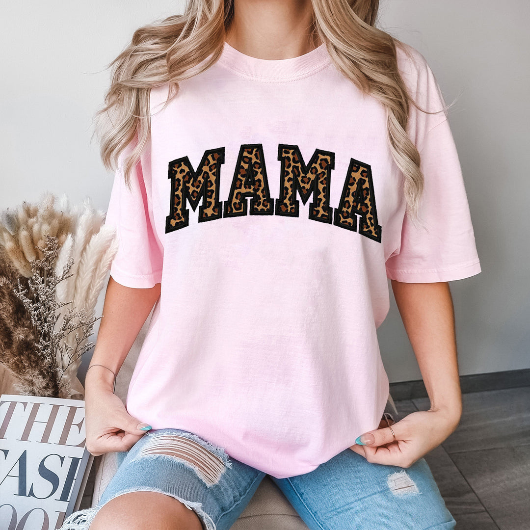 Personalized leopard print Mom Embroidery T-shirt, sleeves can be customized name