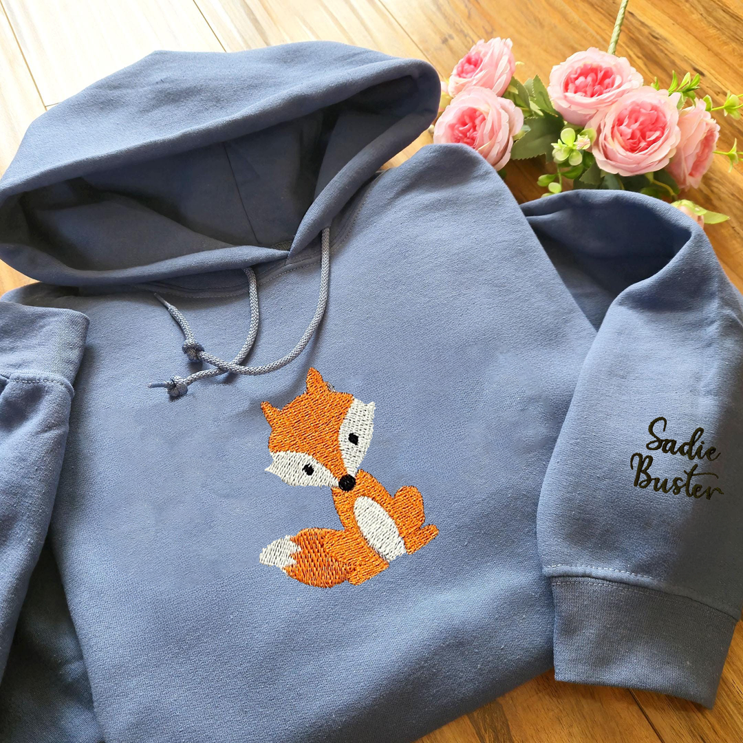 Embroidered Mini Fox Crewneck Unisex Sweatshirt, Heavy Blend Sweatshirt with Cute Fox