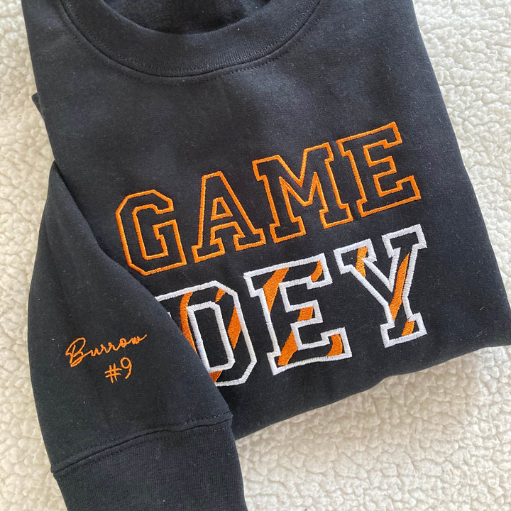 Cincinnati Bengals embroidered Sweater Unisex Gifts bengals who dey Burrow Number 9 nine gifts trendy cozy sweatshirt crewneck Super bowl