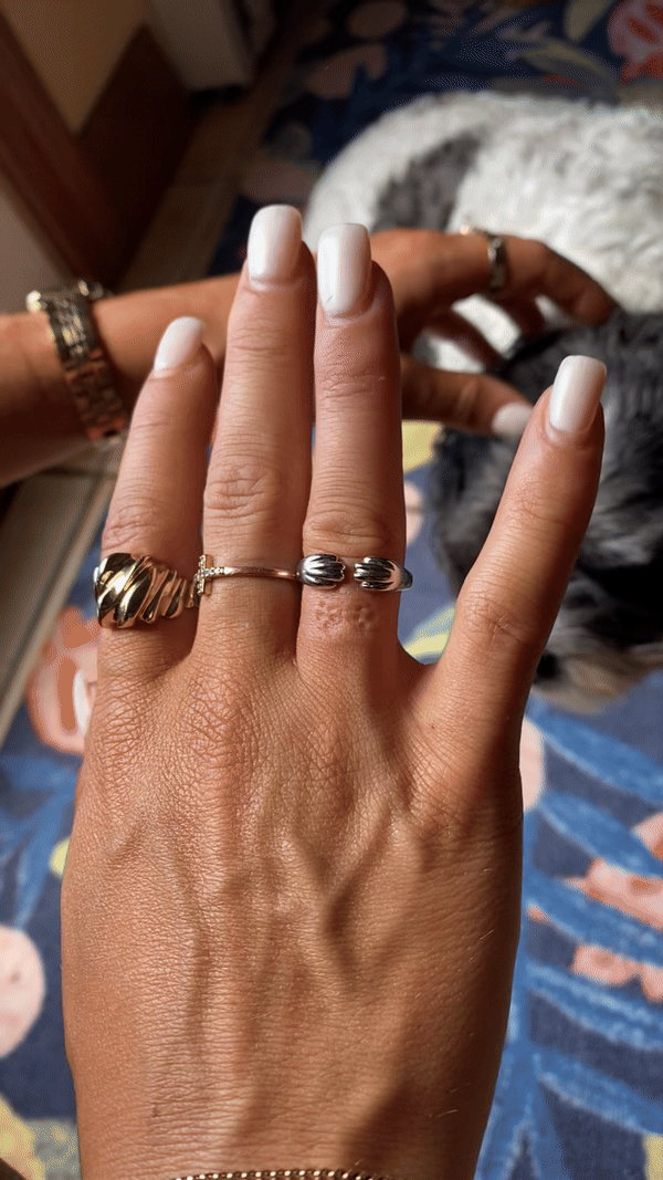 Paw Print Hug Ring